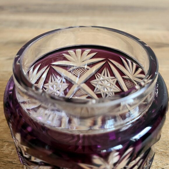 Purple crystal cut to clear container. - Picture 4 of 6